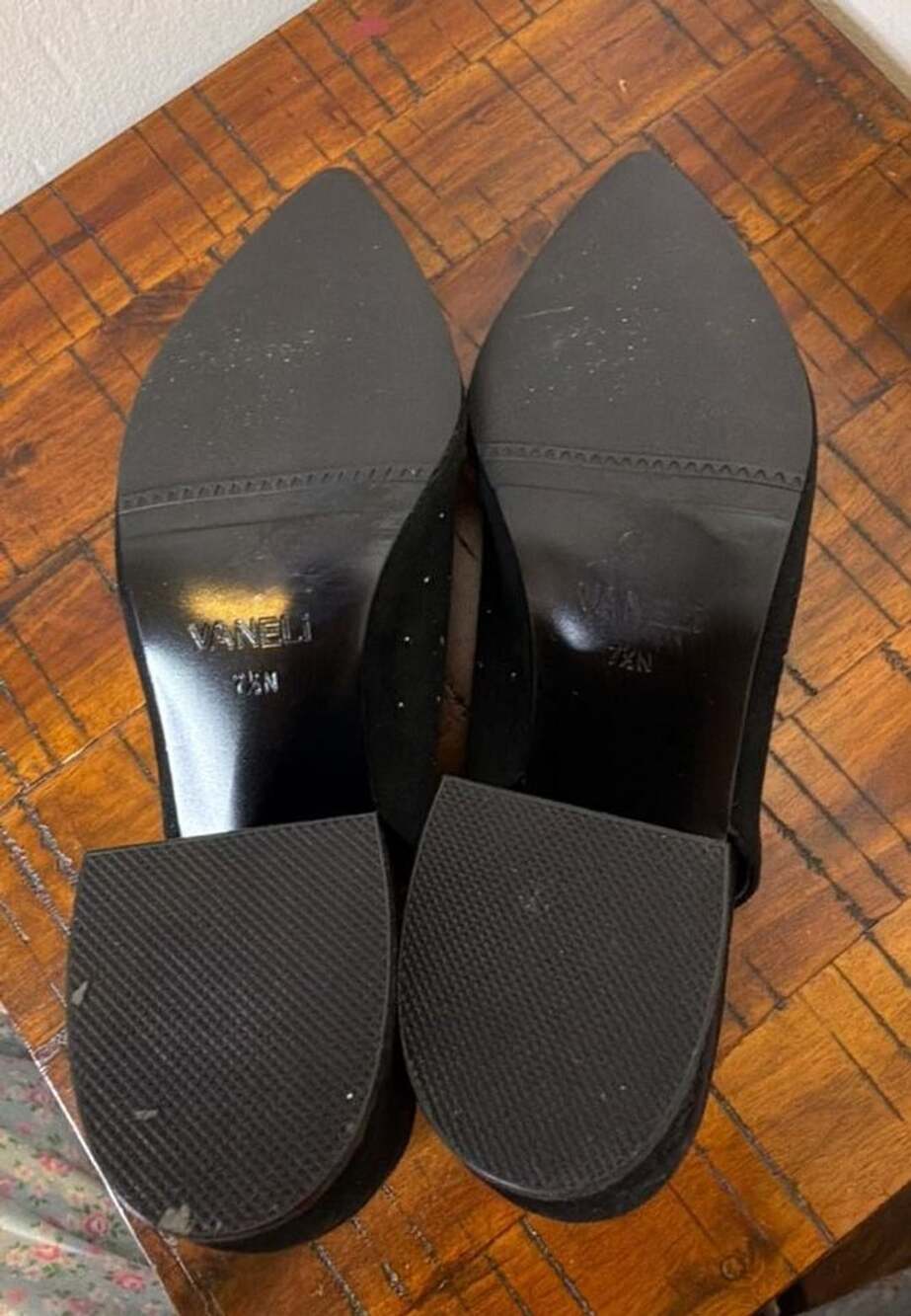 Vaneli Black Suede Studded Slingback Pumps Size 7.5N - Picture 6 of 7